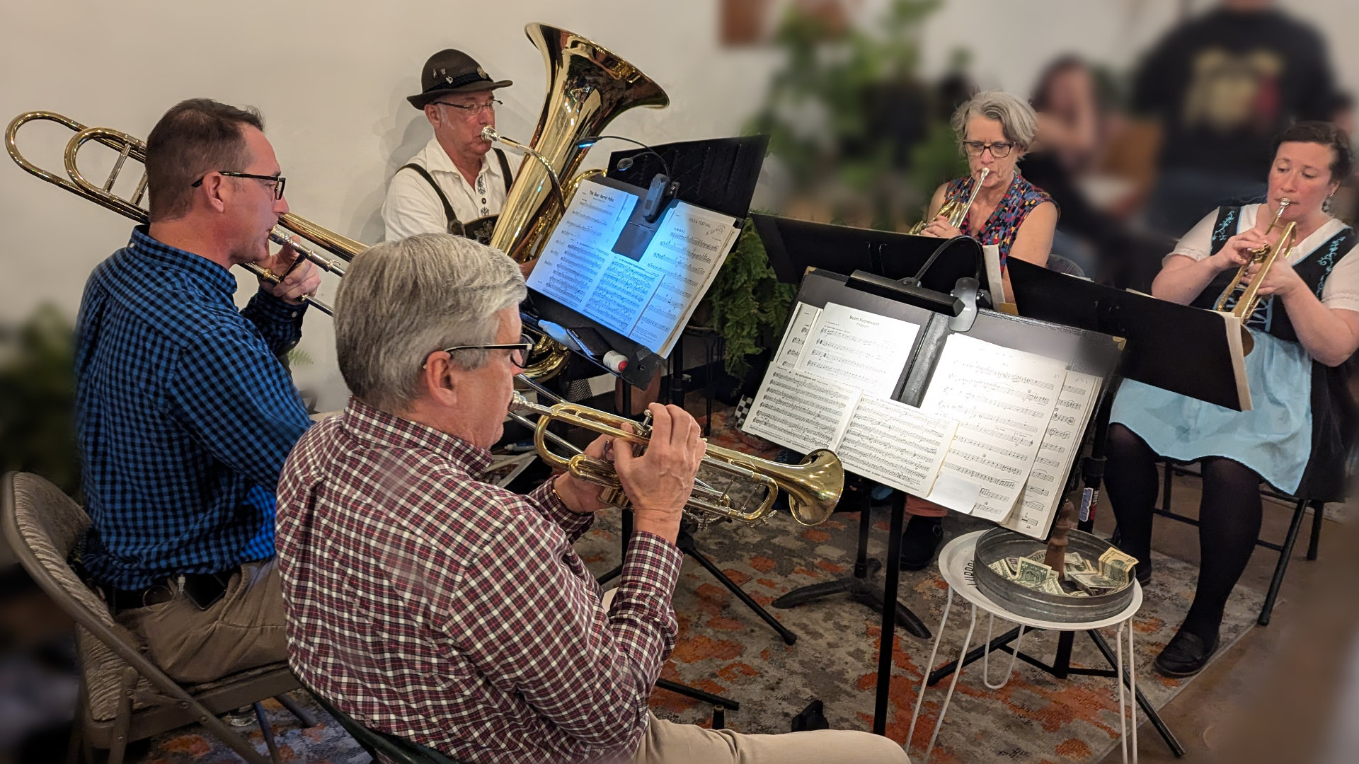 Thread city brass